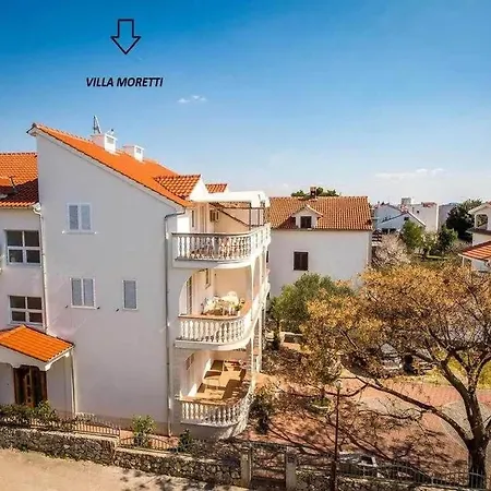 Flat With Balcony Near Vodice *
