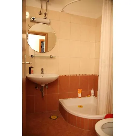 Daire Flat With Balcony Near Vodice *