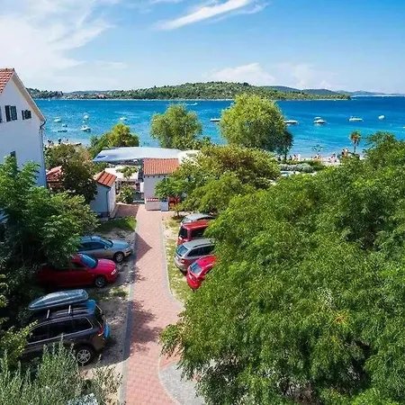 Daire Flat With Balcony Near Vodice *